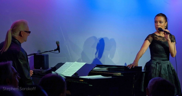 Photo Coverage: Mo Rocca, Karen Mason, Lisa Lampanelli et al. Join Jamie deRoy & Friends at the Metropolitan Room Image