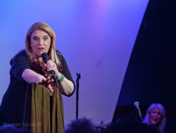 Photo Coverage: Mo Rocca, Karen Mason, Lisa Lampanelli et al. Join Jamie deRoy & Friends at the Metropolitan Room Image