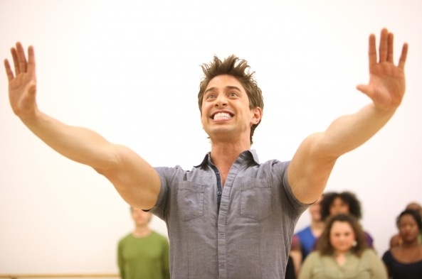 Photo Flashback: PRISCILLA QUEEN OF THE DESERT Celebrates One Year on Broadway Image
