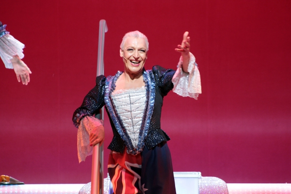 Photo Coverage: PRISCILLA QUEEN OF THE DESERT Celebrates 1 Year on Broadway! Image