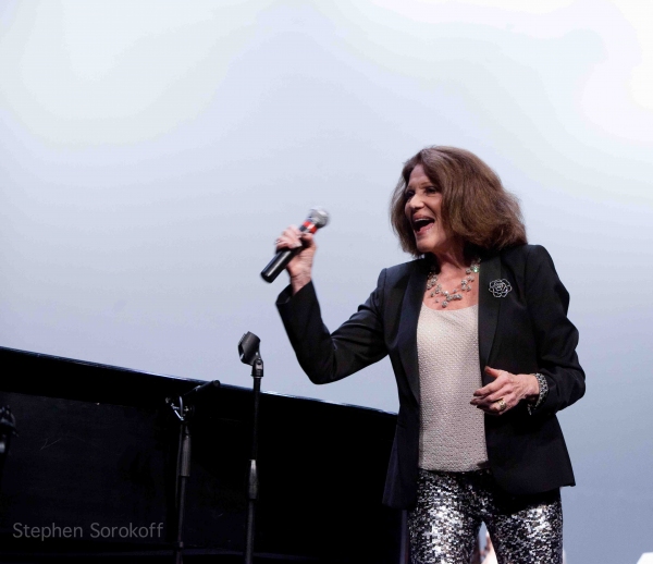 Photo Coverage: Linda Lavin and Friends Take the Stage in Wilmington 