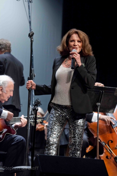 Photo Coverage: Linda Lavin and Friends Take the Stage in Wilmington Image