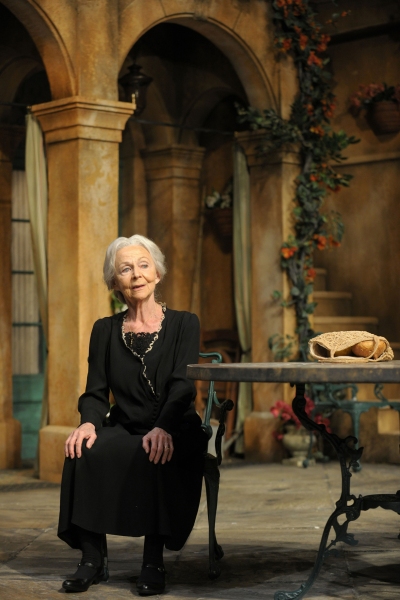 Photo Flash: Production Photos of Eduardo de Filippo's FILUMENA, Opens March 15 Image