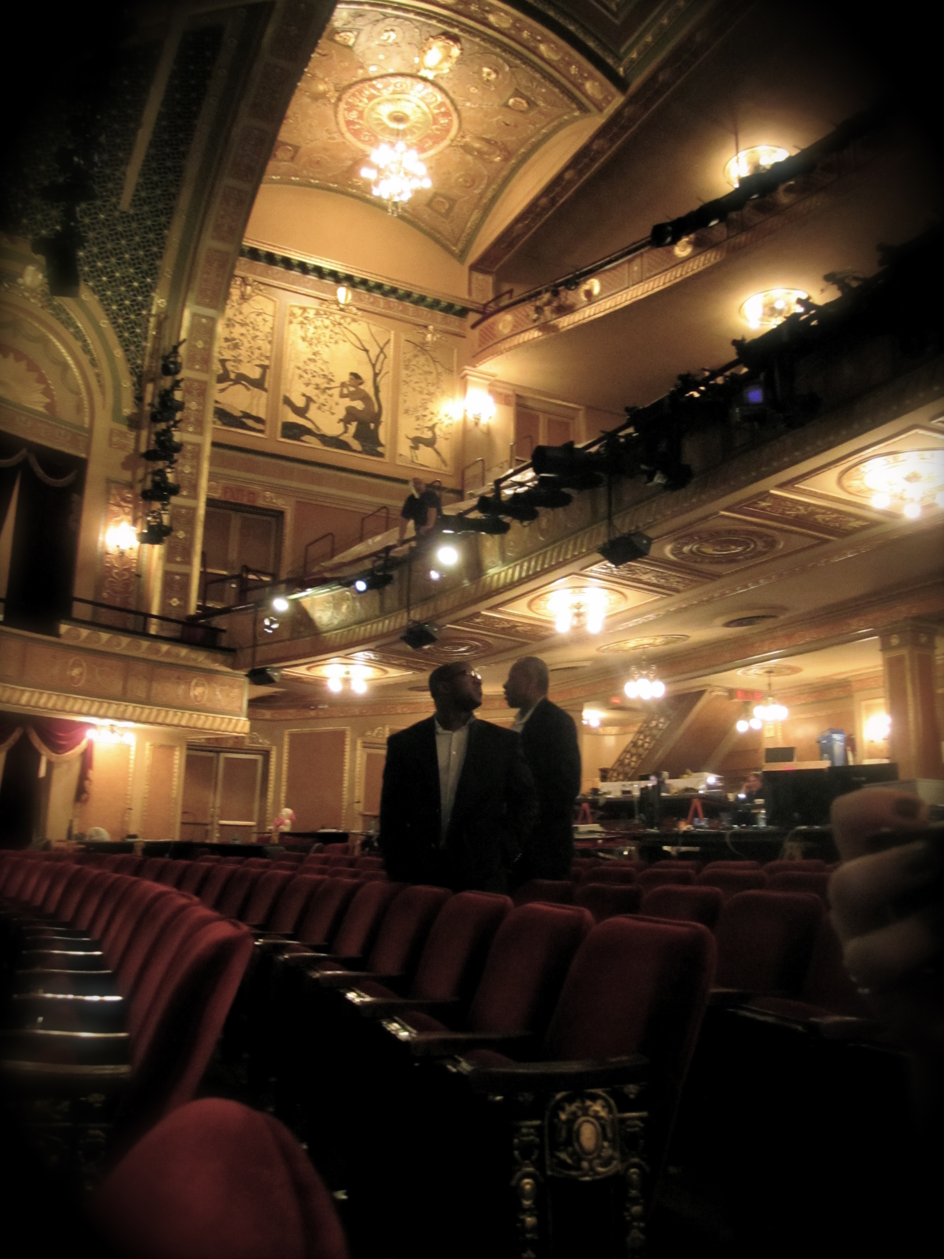 BWW Exclusive Blog: CLYBOURNE PARK Behind the Scenes: Day Two (Part 2) Image