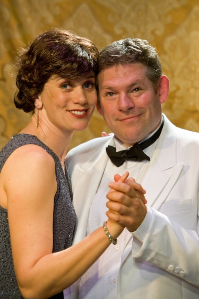Photo Flash: Mad Cow Theatre's PRIVATE LIVES, Playing Through 4/29 Image