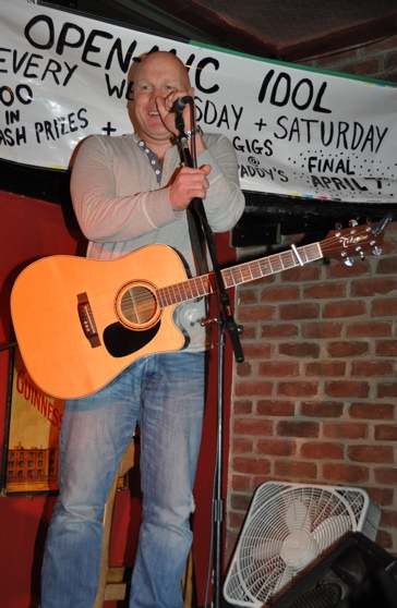 Photo Coverage: George Donaldson of Celtic Thunder Plays First NYC Solo Concert Image