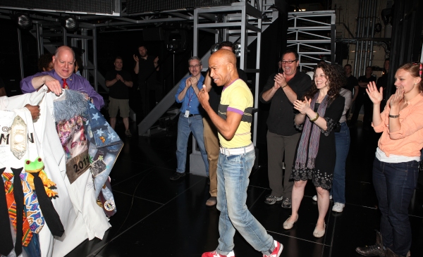 Photo Coverage:  JESUS CHRIST SUPERSTAR - Gypsy Robe Ceremony Image