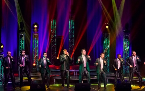 Photo Flash: Straight No Chaser Performs at the Smith Center Image