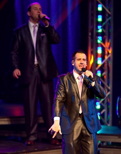 Photo Flash: Straight No Chaser Performs at the Smith Center Image