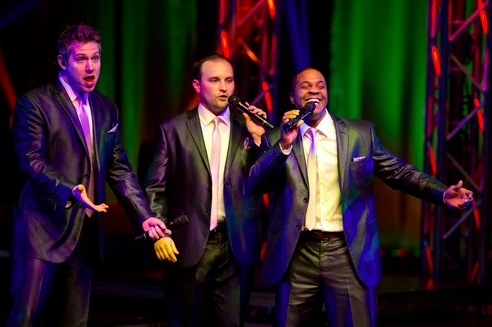 Photo Flash: Straight No Chaser Performs at the Smith Center Image