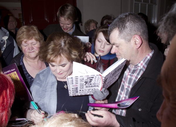 Photo Flash: Susan Boyle Sings at I DREAMED A DREAM Opening Night Image