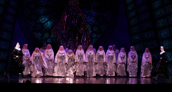 Photo Coverage: Raven-Symone Takes Debut Bow in SISTER ACT Image