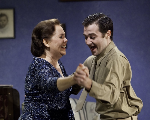Photo Flash: First Shots of THE SUBJECT WAS ROSES at Sherman Playhouse Image