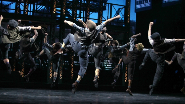 Photo Coverage: NEWSIES Opening Night Curtain Call! Image