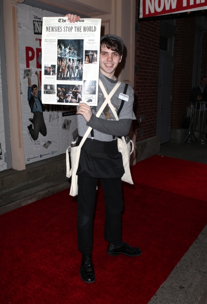 Photo Coverage: NEWSIES Opening Night Theatre Arrivals! Image