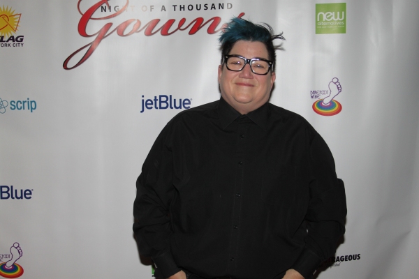 Photo Flash: Night of 1000 Gowns Red Carpet! Image