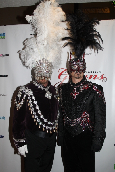 Photo Flash: Night of 1000 Gowns Red Carpet! 