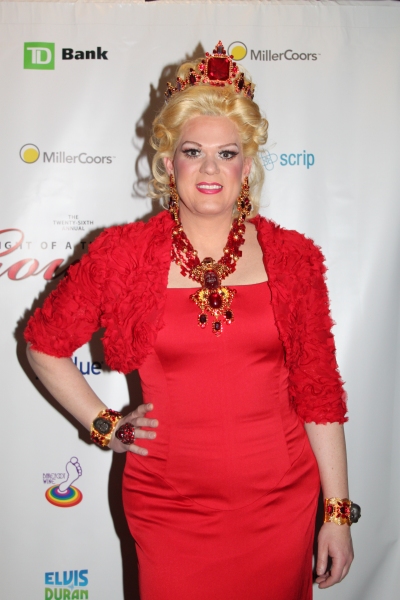 Photo Flash: Night of 1000 Gowns Red Carpet! Image