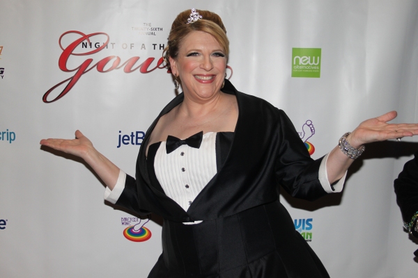 Photo Flash: Night of 1000 Gowns Red Carpet! 