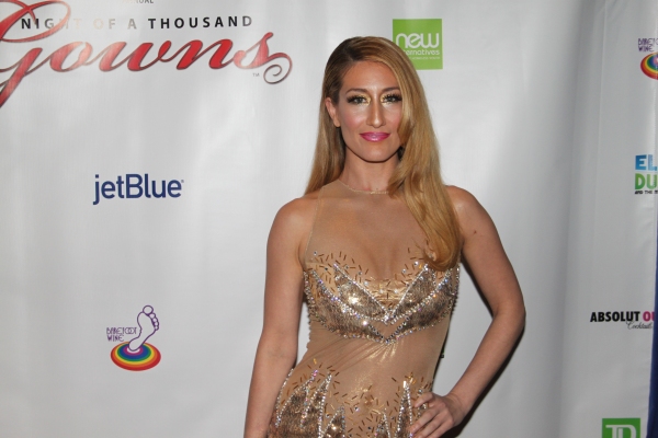 Photo Flash: Night of 1000 Gowns Red Carpet! Image