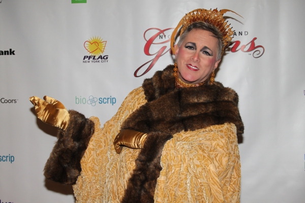 Photo Flash: Night of 1000 Gowns Red Carpet! Image