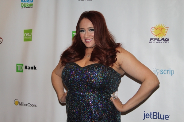Photo Flash: Night of 1000 Gowns Red Carpet! Image