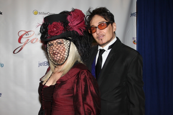Photo Flash: Night of 1000 Gowns Red Carpet! Image