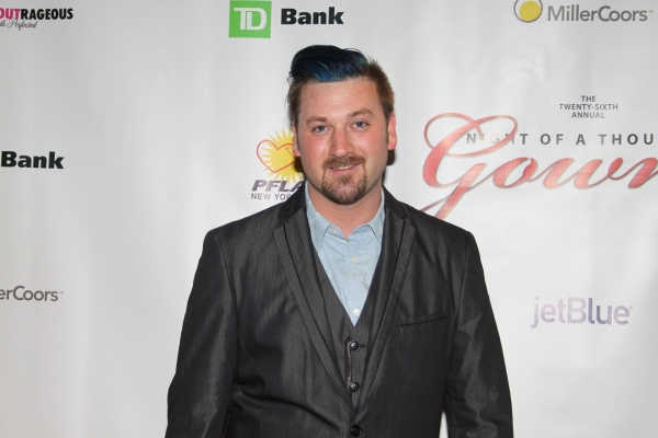Photo Flash: Night of 1000 Gowns Red Carpet! Image