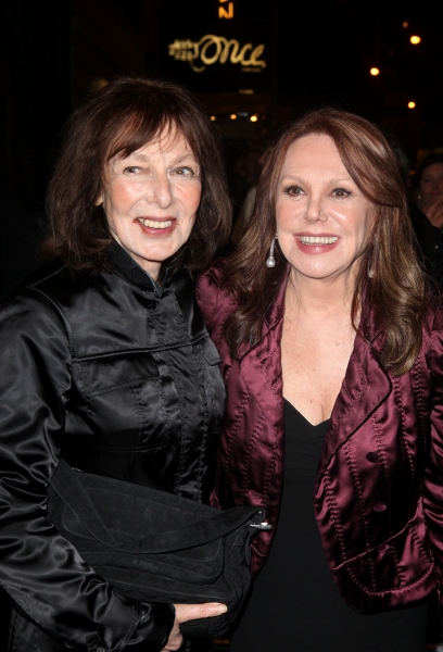Photo Coverage: THE BEST MAN Celebrates Opening with Fans at the Stage Door! Image