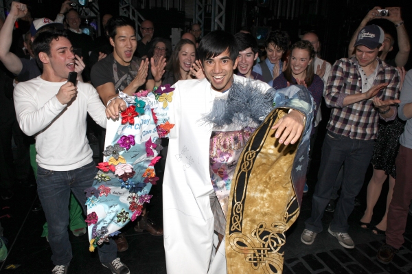 Photo Coverage: Inside the NEWSIES Gypsy Robe Ceremony! Image