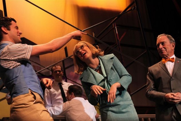 Mayor Michael Bloomberg and the cast of HOW TO SUCCEED Photo
