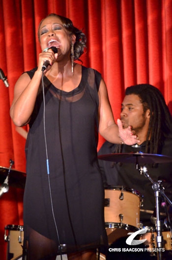 Photo Coverage: Upright Cabaret Presents An Evening with Yvette Cason Image