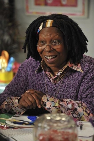 Photo Flash: First Look - Whoopi Goldberg Guest-Stars on THE MIDDLE Tonight, 5/2 Image