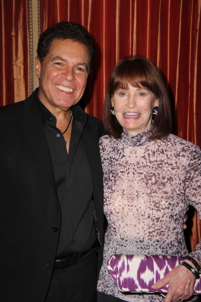 Photo Flash: Clint Holmes Cabaret Opening Night Image