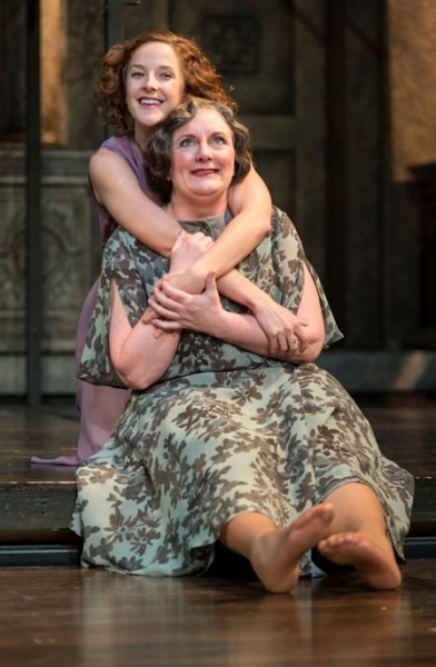 Photo Flash: First Look at ROMEO AND JULIET at Cleveland's Great Lakes Theater thru 4/28 Image