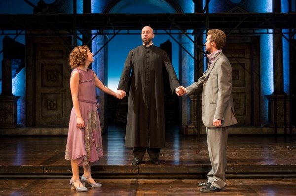 Photo Flash: First Look at ROMEO AND JULIET at Cleveland's Great Lakes Theater thru 4/28 