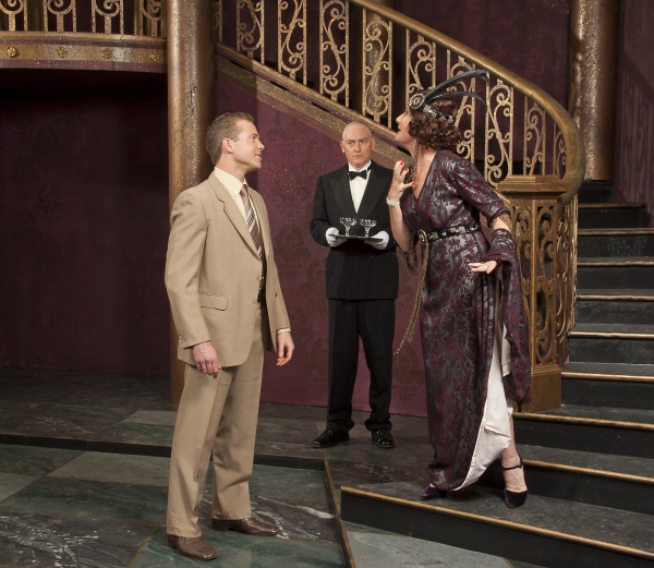 Photo Flash: First Look at CLOC's SUNSET BOULEVARD Image