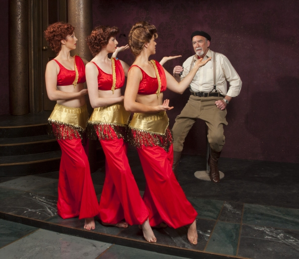 Photo Flash: First Look at CLOC's SUNSET BOULEVARD Image