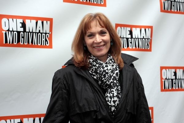 Photo Coverage: ONE MAN, TWO GUVNORS Theatre Arrivals - Mandy Patinkin & More! Image