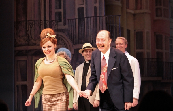 Photo Coverage: ONE MAN, TWO GUVNORS Opens on Broadway - Curtain Call and After Party! Image