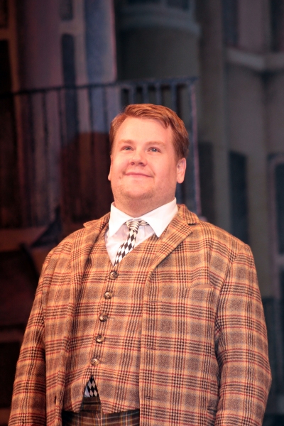 Photo Coverage: ONE MAN, TWO GUVNORS Opens on Broadway - Curtain Call and After Party! Image