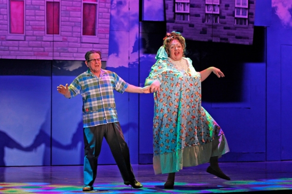 Photo Flash: Drury Lane's HAIRSPRAY Plays in Chicago Image