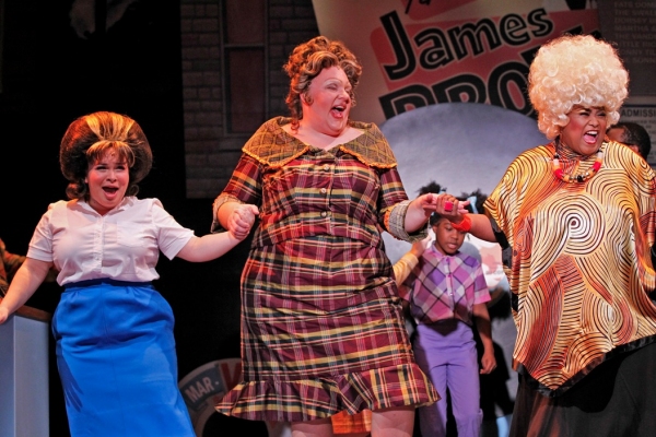 Photo Flash: Drury Lane's HAIRSPRAY Plays in Chicago Image