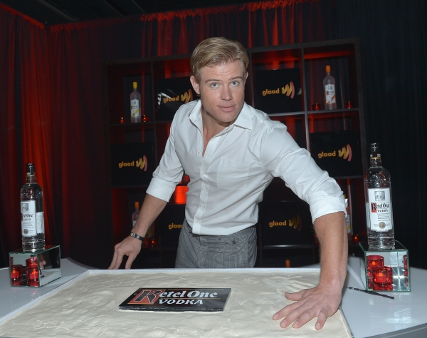 Photo Flash: Chaz Bono, Max Adler and More at GLAAD Media Awards' Ketel One 'Walk of Change' Image