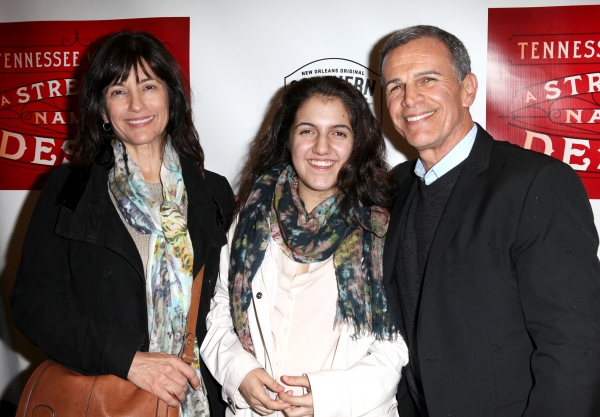 Photo Coverage: A STREETCAR NAMED DESIRE- the Starry Opening Night Theatre Arrivals! Image