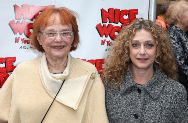  Carol Kane  & Mom Photo