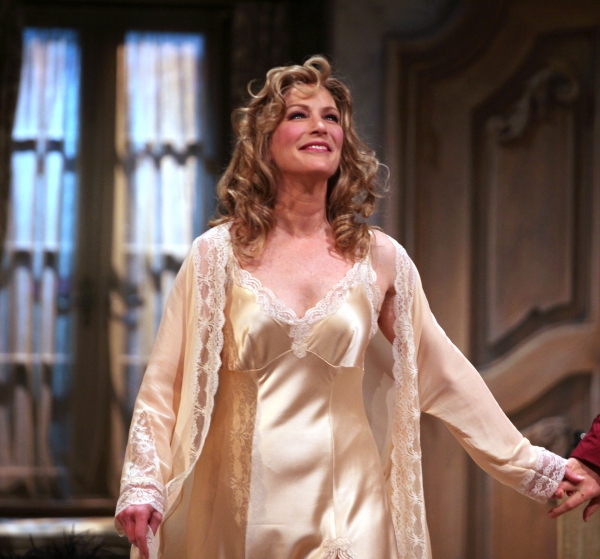 Photo Coverage: DON'T DRESS FOR DINNER Curtain Call - Ben Daniels, Patricia Kalember and More! Image