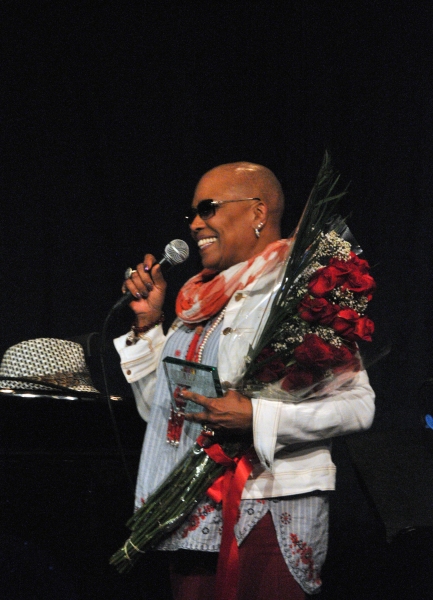  Dee Dee Bridgewater Photo