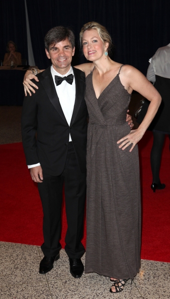 Photo Coverage: Viola Davis, Daniel Radcliffe, et al. at 98th Annual White House Correspondents' Association Dinner Image