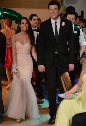 Photos and Audio: Tonight on GLEE- One Direction, Fergie and More! Image